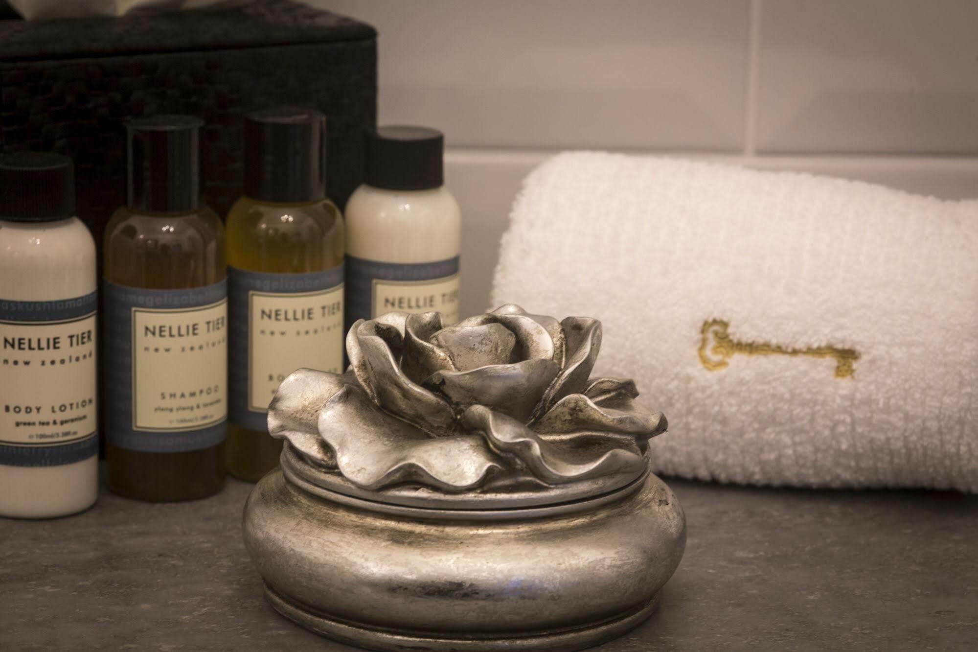 Hulbert House Luxury Boutique Lodge Queenstown Extérieur photo